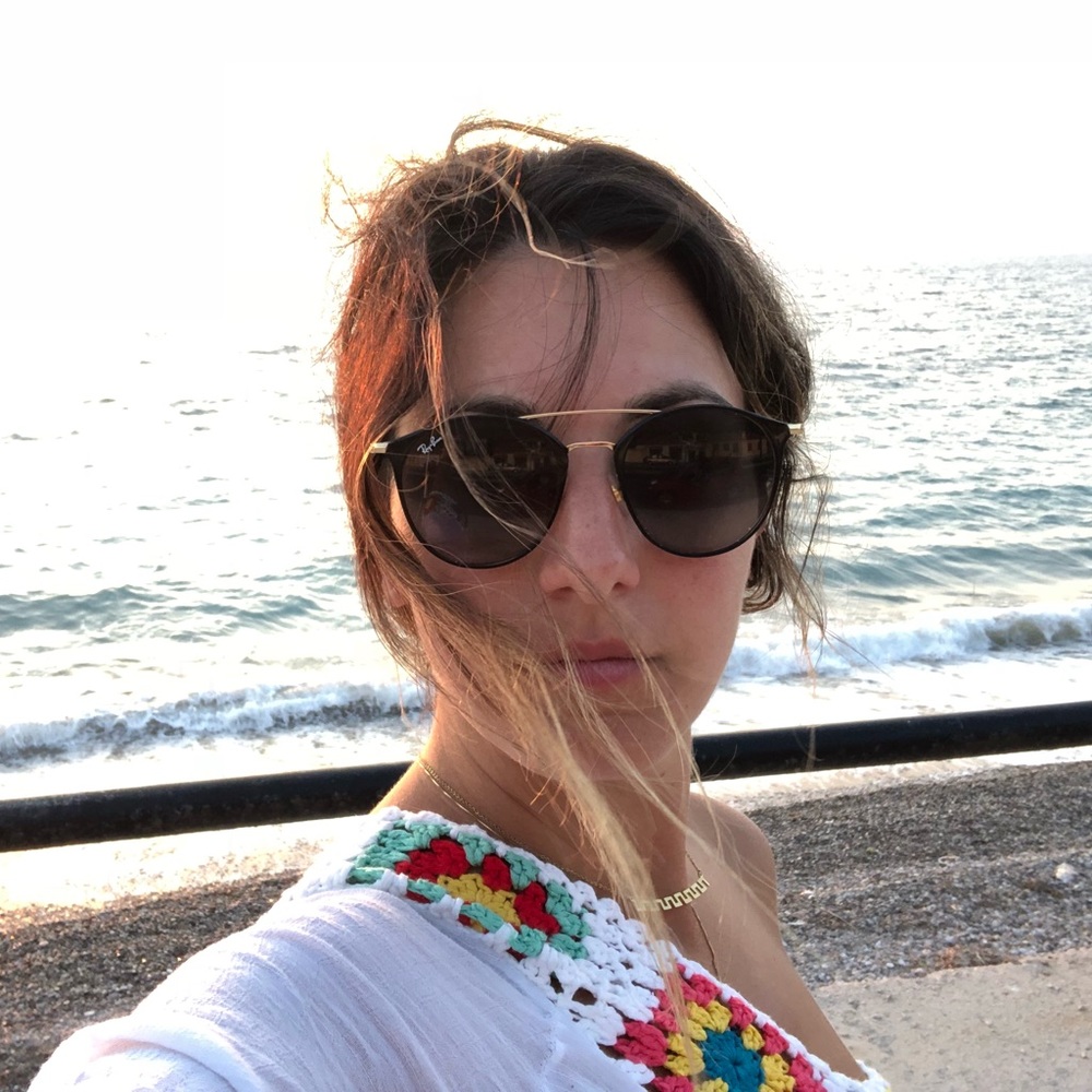 Meet your Posher, Andrea